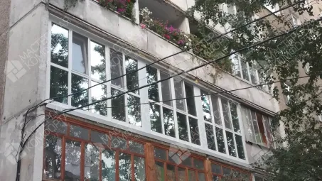 Французское остекление 3-х лоджий ул. 50 лет Октября