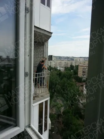 Остекление панорамной полукруглой лоджии на ул. Рахова