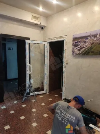 Установка пластиковой двери